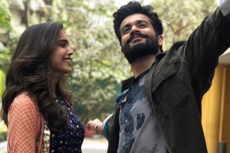 Sunny Kaushal munjya actress Sharvari Wagh In Relationship