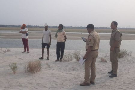 Two boys drowned in Ganga while taking selfie body recovered after 18 hours