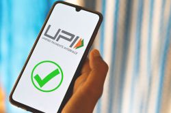 UPI से पेमेंट करने वाले हो जाएं अलर्ट, बदलने जा रहे ये नियम - image