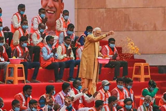 PM Modi won hearts by inviting these people including the heads of 7 countries for the swearing in for the first time.