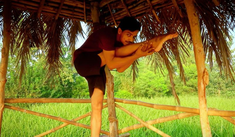 Shahjahanpur yoga teacher Manish