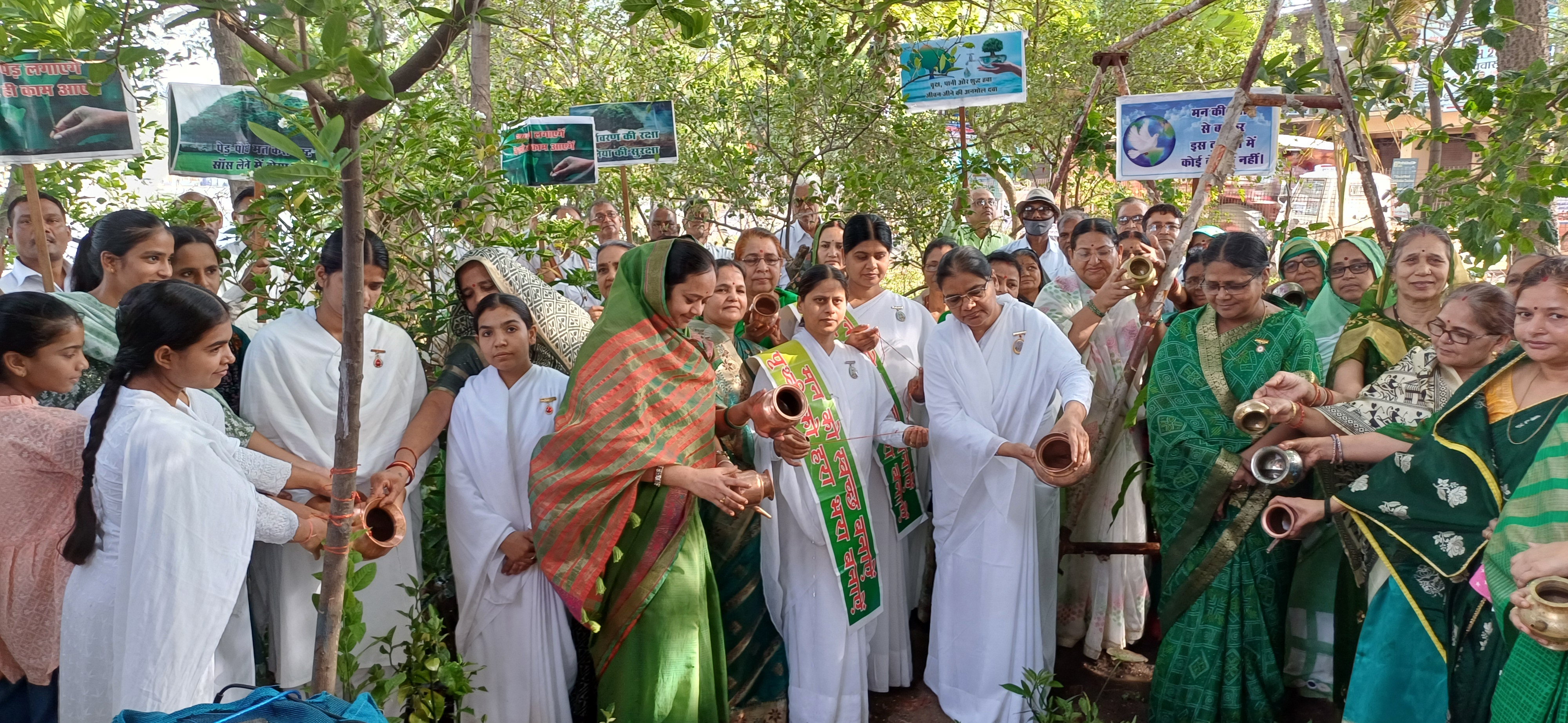 पर्यावरण दिवस पर पौधरोपण कर प्रकृति के संरक्षण का दिया संदेश