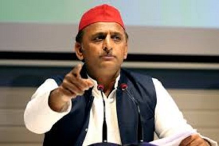 नीट-यूजी 2024 परीक्षा के नतीजाें को लेकर उठे सवालों के बीच शनिवार को उत्तर प्रदेश के पूर्व मुख्यमंत्री अखिलेश यादव ने न्यायालय से गहन जांच की मांग की है।