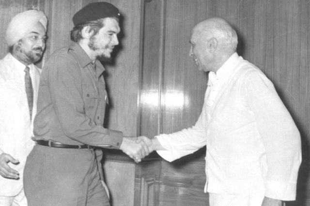 Ernesto Che Guevara met Indian PM Jawaharlal Nehru