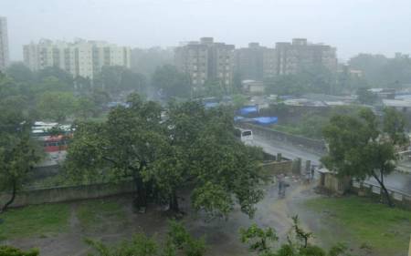 heavy rain alert