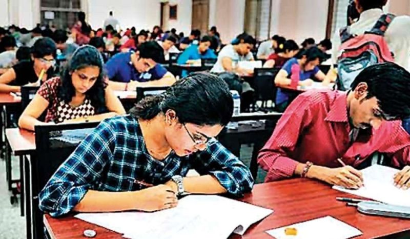 IAS PCS Free Coaching: गांवों से निकलेंगे IAS और PCS अधिकारी, योगी सरकार दे रही आर्थिक मदद, ये है आवेदन की अंतिम तारीख