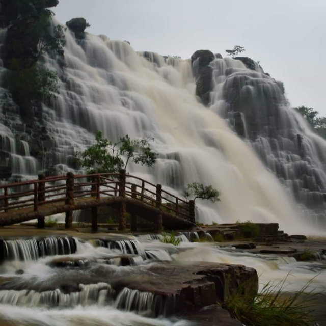 Teerathgarh waterfalls