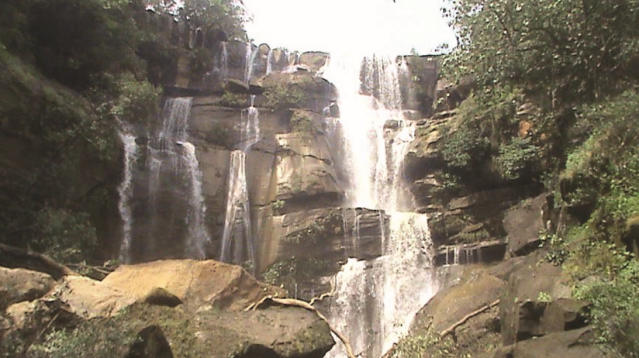 CG Tourism - Waterfall