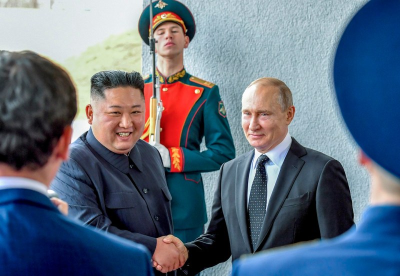 Kim Jong Un With Vladimir Putin