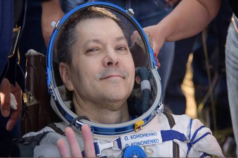Oleg Kononenko sets record for completing 1,000 days in space