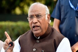 तेलंगाना कांग्रेस में नई टीम की घोषणा: 27 उपाध्यक्ष और 69 महासचिव नियुक्त,
चुनावी तैयारियों को मिलेगी रफ्तार - image
