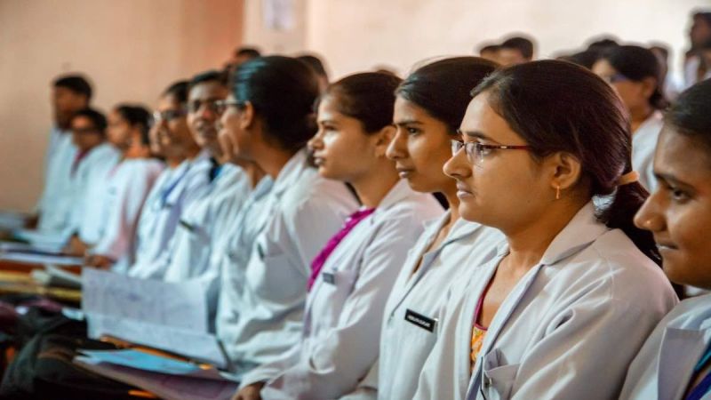 medical students big relief given by Yogi Adityanath government