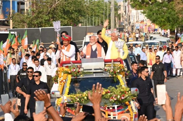 PM modi Dausa Road show