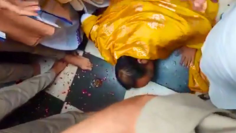 pandit pradeep mishra