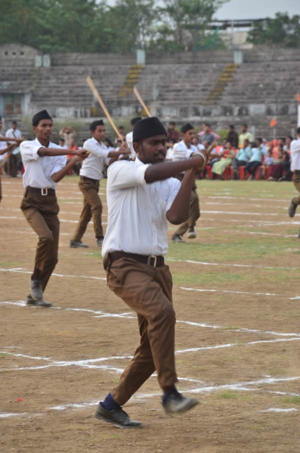 the hard work and perseverance of the volunteers, their self-confidence will definitely take them to the peak of success.