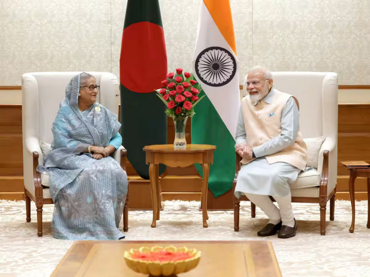 पीएम मोदी के आमंत्रण पर बांग्लादेशी पीएम शेख हसीना आएंगी भारत, दोनों देशों के
संबंधों में मज़बूती पर होगी चर्चा