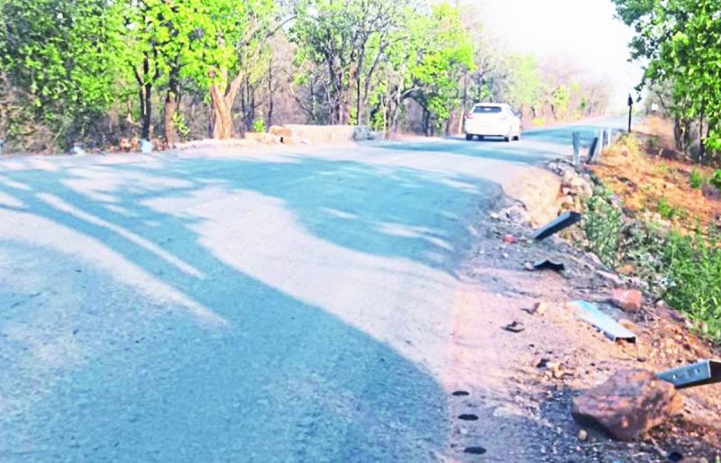 जिले के लोगों को लंबे समय से है मार्ग के चौड़ीकरण की दरकार