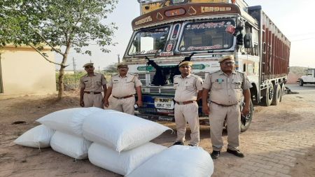 सख्ती बेअसर