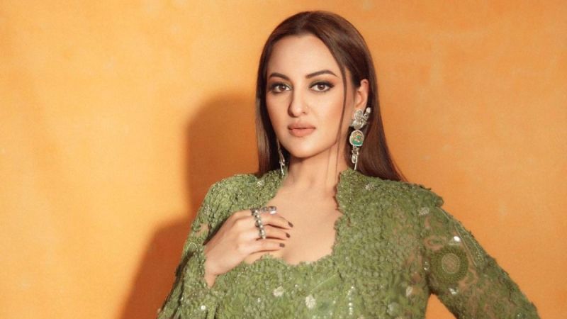 Sonakshi Sinha Once Dated Arjun Kapoor Who is now In relationship with Malaika Arora