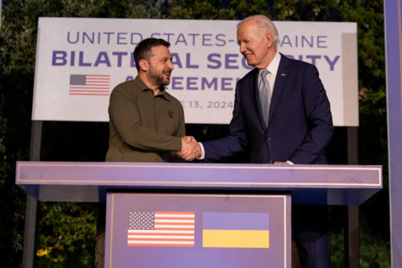 USA and Ukraine sign a new security deal