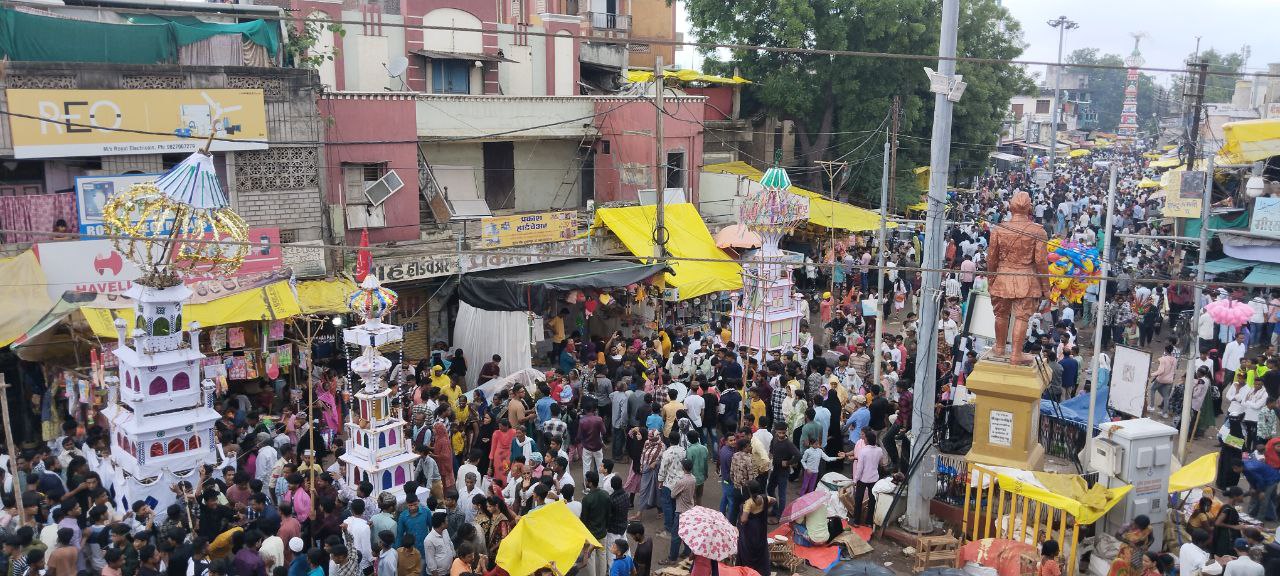 एमपी के इस जिले में दो दिन लगता है मोहर्रम का मेला, 62 ताजिएं मंडी पहुंचे