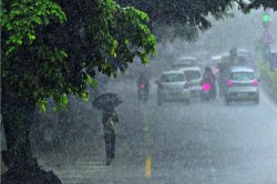 UP Rains: यूपी में मानसून कल से होगा सक्रिय, इन जिलों में बारिश आंधी- तूफान,IMD
yellow alert - image
