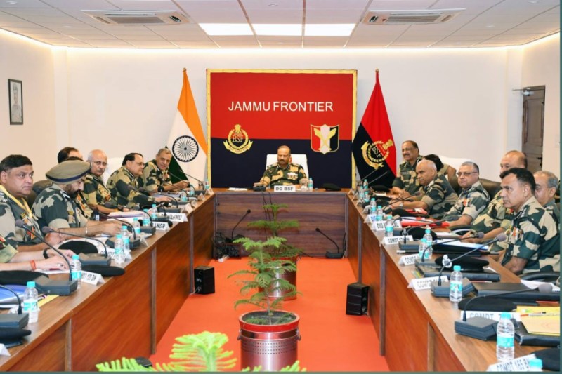 Director General of Border Security Force held a meeting on the security situation in Jammu ready to end terrorism along with the army