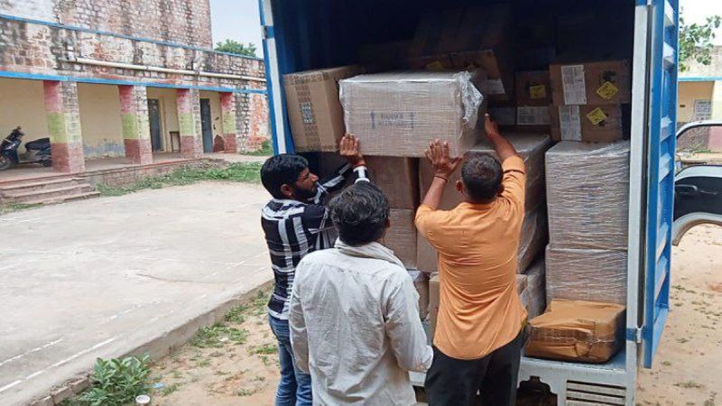 Good news: 1311 students will get tablets and three years of free internet