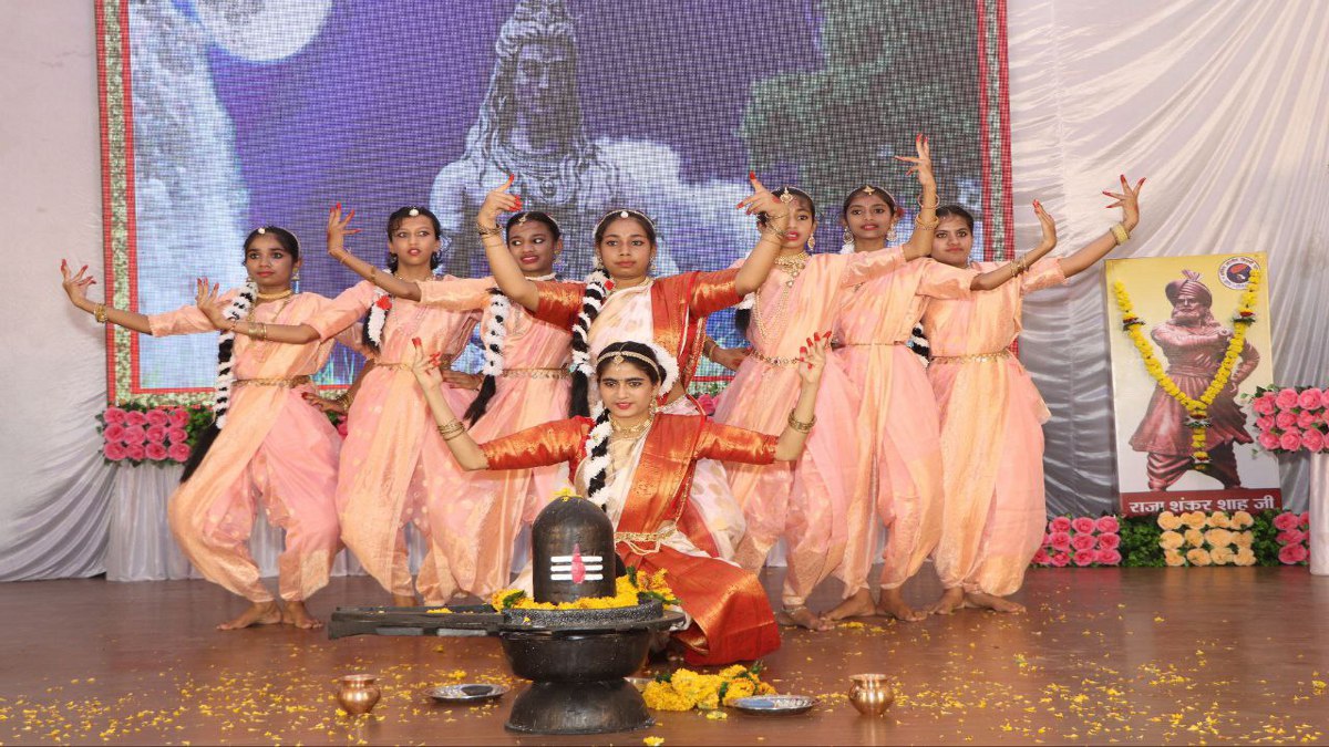 Video: सांस्कृतिक कार्यक्रम की प्रस्तुति ने मोहा मन