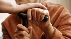 आपकी बात : बुजुर्गो की सामाजिक सुरक्षा पुख्ता करने के लिए क्या कदम उठाए जाने
चाहिए? - image