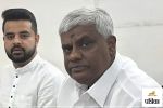 Karnataka Sex Scandal: जेल में बेटे प्रज्वल से मिलने पहुंचे एचडी रेवन्ना - image