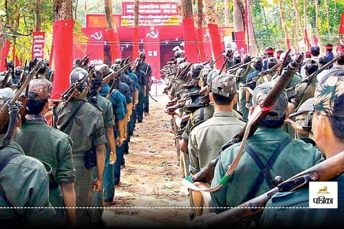Sukma Naxal Attack: नक्सलियों ने 4 युवकों का किया अपहरण, फिर जन अदालत लगाकर जमकर
पीटा…तड़पकर 1 की मौत