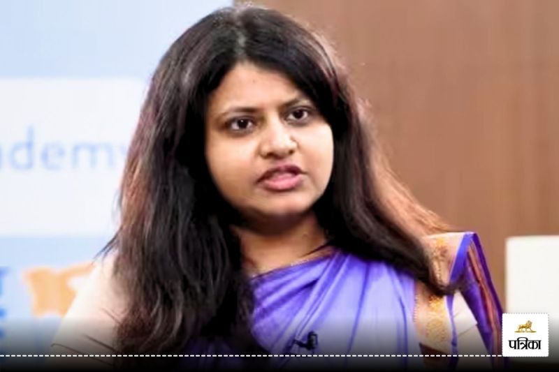 IAS Pooja Khedkar action