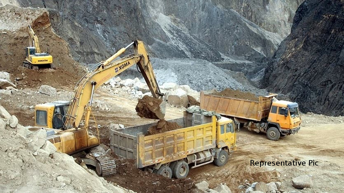 Rajasthan News : खान विभाग ने अतिरिक्त खनन प्रकरण में वसूली 307 करोड़ की बकाया
पेनल्टी, दावा एक दिन में वसूली इतनी बड़ी रकम