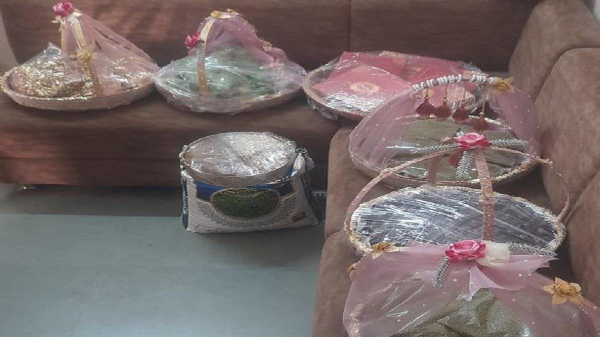 Ahmedabad Rathyatra प्रधानमंत्री नरेन्द्र मोदी ने भेजा आम, मेवा-मिष्ठान का प्रसाद