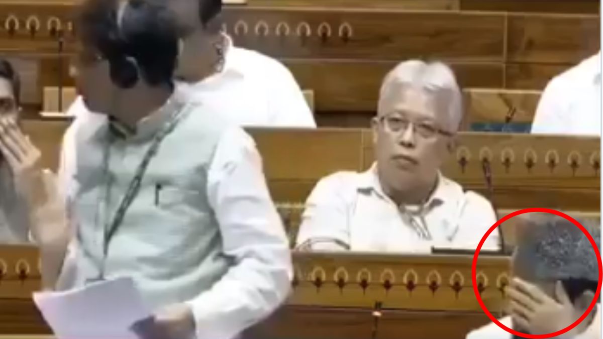 संसद में कार्यवाही के दौरान सपा सांसद के सोने का वीडियो वायरल, जानें क्या है
पूरा मामला