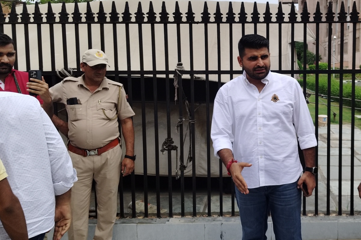 Video : राजस्थान विधानसभा में अचानक चर्चा में आए रविंद्र सिंह भाटी