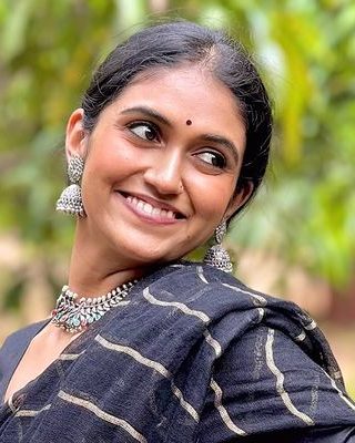 Sairat Fame Actress Rinku Rajguru Photos