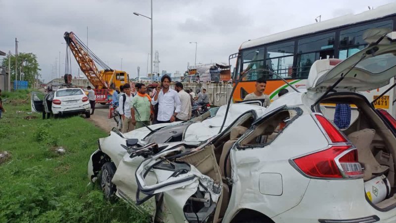 Tragic road accident happened in Moradabad