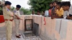 Jodhpur Triple Murder : नानी व दो मासूम दोहितियों की हत्या, बेटी के सिर में
कुल्हाड़ी घोंपी - image