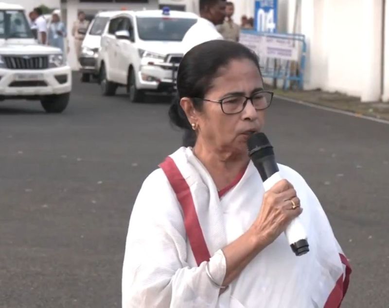 ममता के तोड़ में किसी महिला नेता को प्रदेश भाजपा अध्यक्ष बनाने की अटकलें