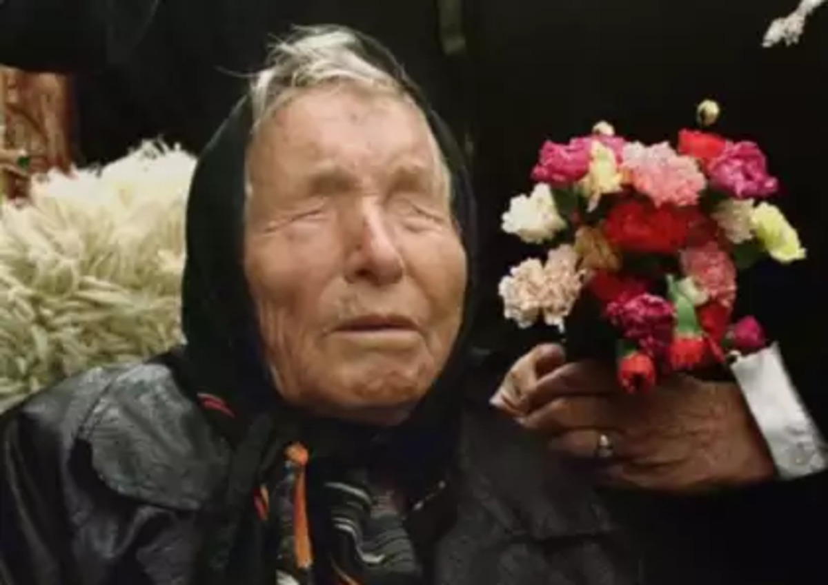 Baba Vanga खत्म हो जाएगी दुनिया, दो ग्रहों के बीच लड़ा जाएगा भीषण