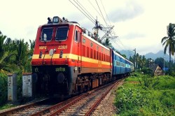 Indian Railway ने दी Good News, राजस्थान के इस रूट पर तूफानी रफ्तार से दौड़ेंगी
ट्रेनें, ये रहेगी स्पीड - image