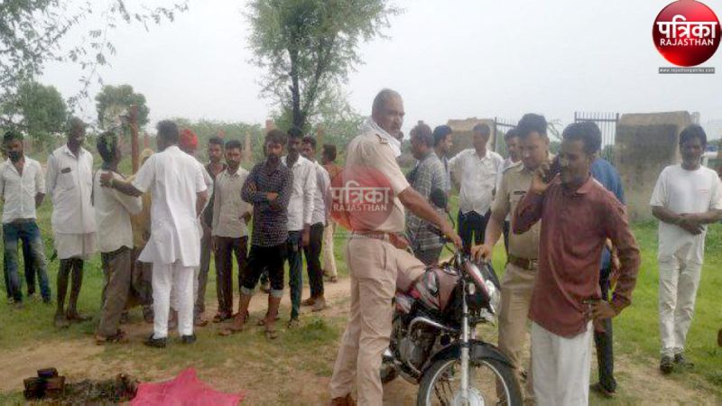 बारिश से बचने के लिए पेड़ के नीचे गई दो बहने, अचानक गिरी आकाशीय बिजली, परिवार में मचा कोहराम