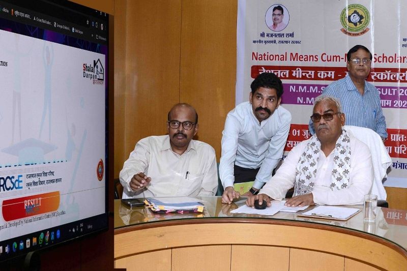 Rajasthan 5471 Students get Scholarship of 1000 rupees per month Education Minister Madan Dilawar Congratulated Toppers