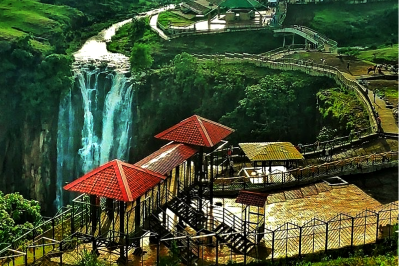 MP tourist places Ban