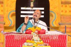 Pandit Pradeep Mishra: पंडित प्रदीप मिश्रा कराएंगे Live महारुद्राभिषेक, देखें
सामान की पूरी लिस्ट - image