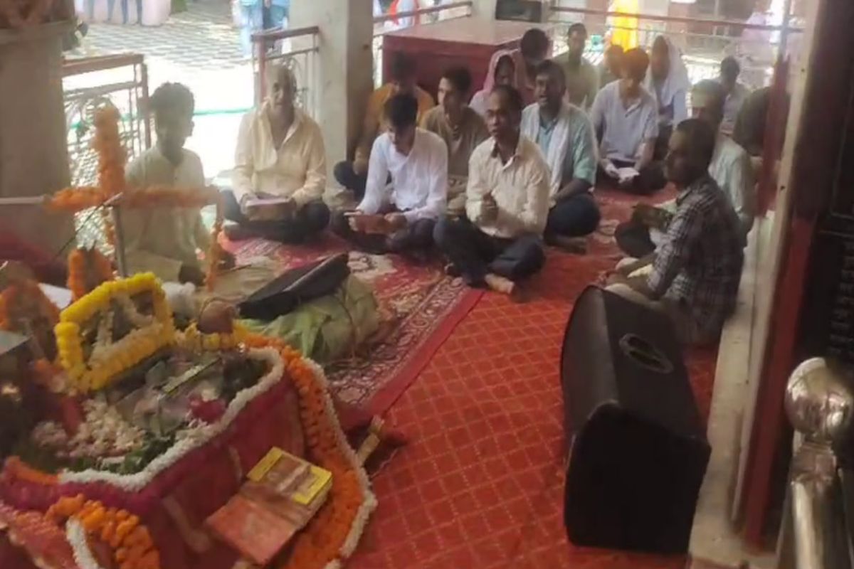 Video: पांडुपोल हनुमान मंदिर में बड़ी संख्या में पहुंच रहे श्रद्धालु