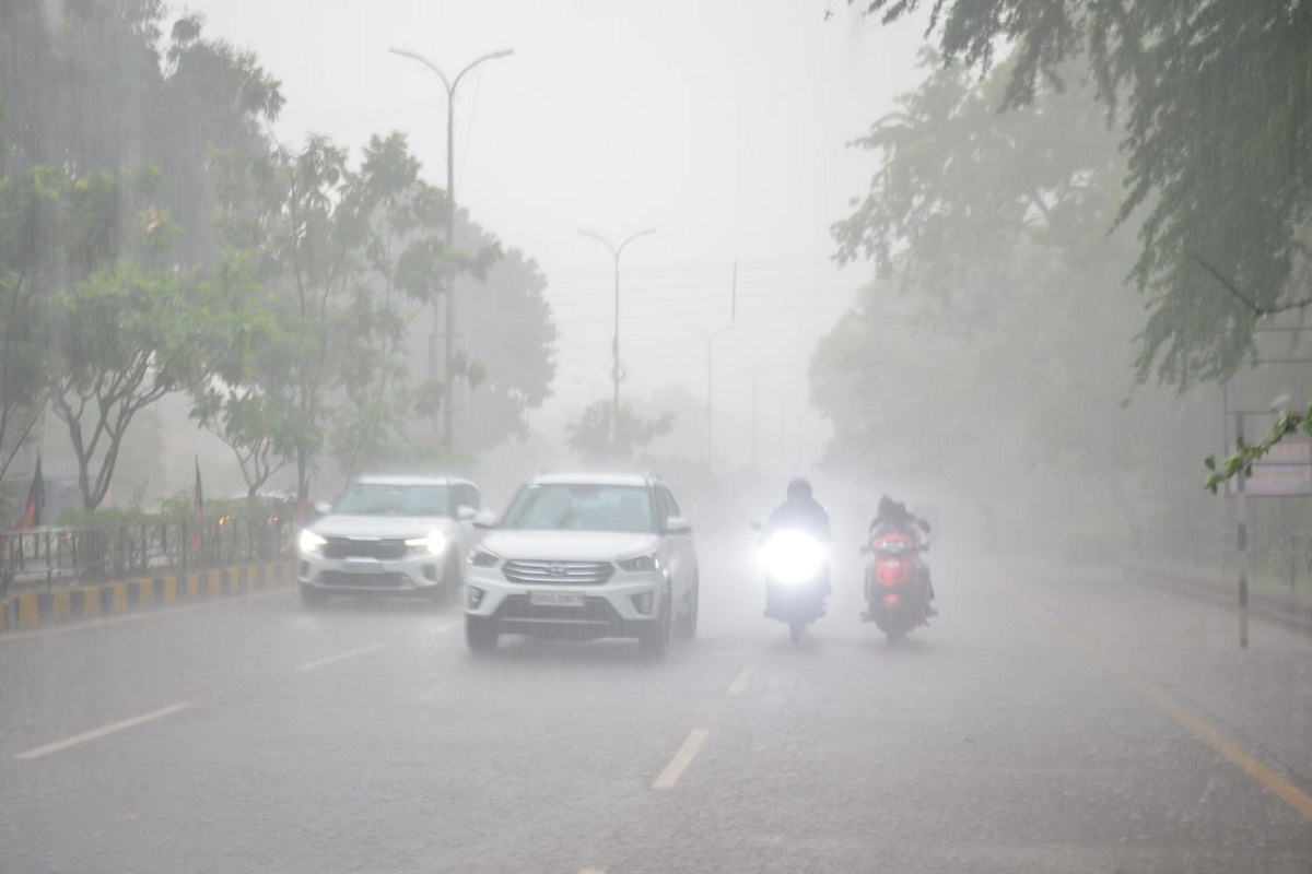 Rajasthan Weather : कोटा में शाम को छाए बादल, सांगोद-कुन्दरपुर में बरसी ...