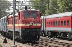 Indian Railways: बजट से पहले राजस्थान में रेल यात्रियों के लिए आई गुड न्यूज, अब
बेवजह लेट नहीं होगी ट्रेन - image